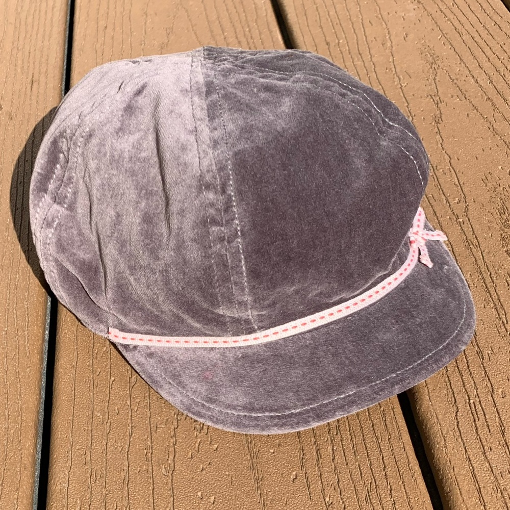 5 for $25 GYMBOREE GREY VELVETEEN INFANT NEWSBOY CAP HAT SIZE 6-12 MONTHS
